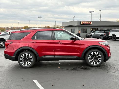 New 2026 Ford Explorer Platinum w/ LUX Leather Package image 7