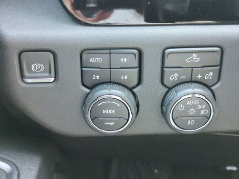 Used 2023 Chevrolet Silverado 1500 RST AWD/4WD image 21