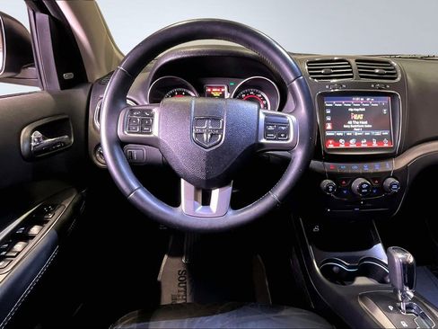 Used 2018 Dodge Journey Crossroad w/ Driver Convenience Group image 8