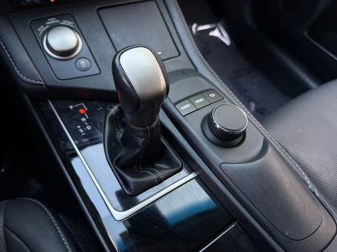 Used 2017 Lexus ES 350 w/ Premium Package image 27