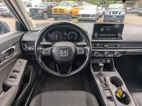 Used 2022 Honda Civic EX image 16