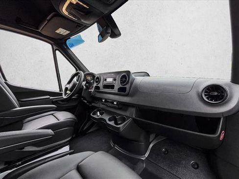 Used 2026 Mercedes-Benz Sprinter 2500 image 20