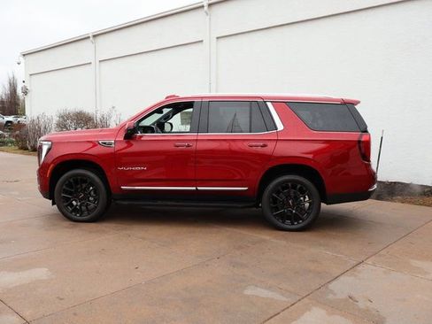 New 2026 GMC Yukon Elevation image 2