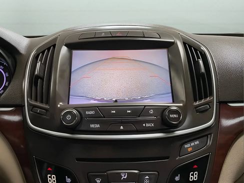 Used 2016 Buick Regal FWD image 21