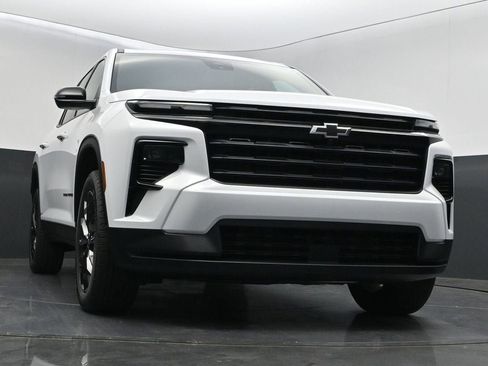 New 2026 Chevrolet Traverse LT w/ Midnight/Sport Edition FWD image 39