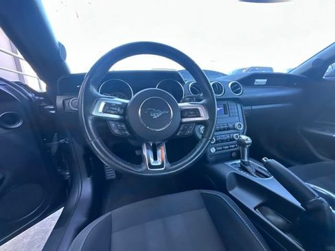 Used 2019 Ford Mustang Coupe RWD image 13