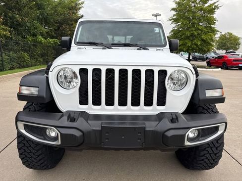 Used 2023 Jeep Gladiator Sport image 8