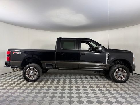 Used 2025 Ford F350 King Ranch AWD/4WD image 6