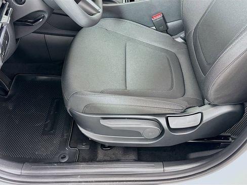 New 2026 Hyundai Tucson SE image 19