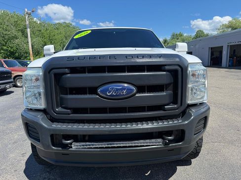 Used 2016 Ford F250 XL w/ FX4 Off-Road Package AWD/4WD image 3