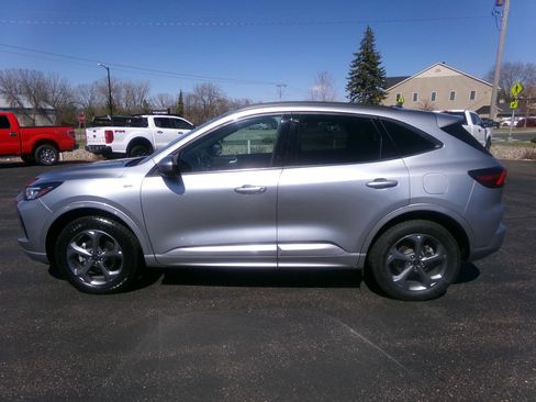 Used 2024 Ford Escape ST-Line Select w/ Tech Pack #1 image 6