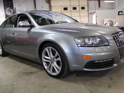 Used 2009 Audi S6 Sedan AWD/4WD image 8