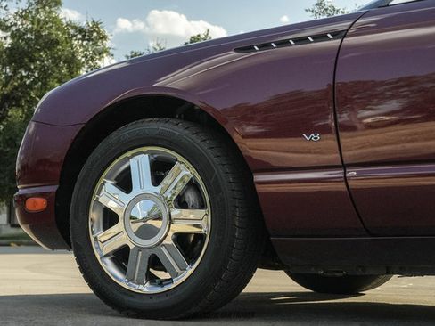 Used 2004 Ford Thunderbird RWD image 47