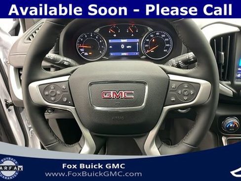 Used 2023 GMC Terrain SLT w/ LPO, Floor Liner Package image 15