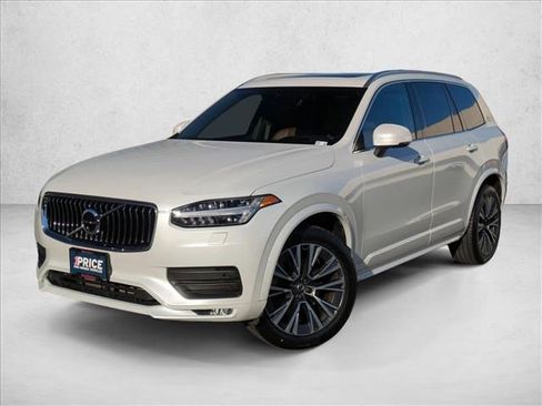 Used 2022 Volvo XC90 T6 Momentum w/ Advanced Package image 1