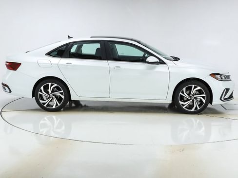 New 2026 Volkswagen Jetta SEL image 10