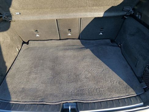 Used 2021 Mercedes-Benz GLA 250 4MATIC image 60