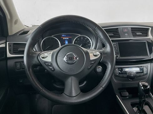Used 2019 Nissan Sentra SV image 17