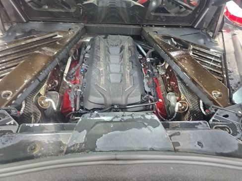 Used 2021 Chevrolet Corvette Stingray Premium Cpe w/ Z51 Performance Package RWD image 15