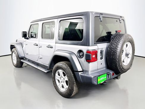 Used 2018 Jeep Wrangler Unlimited Sport S image 7