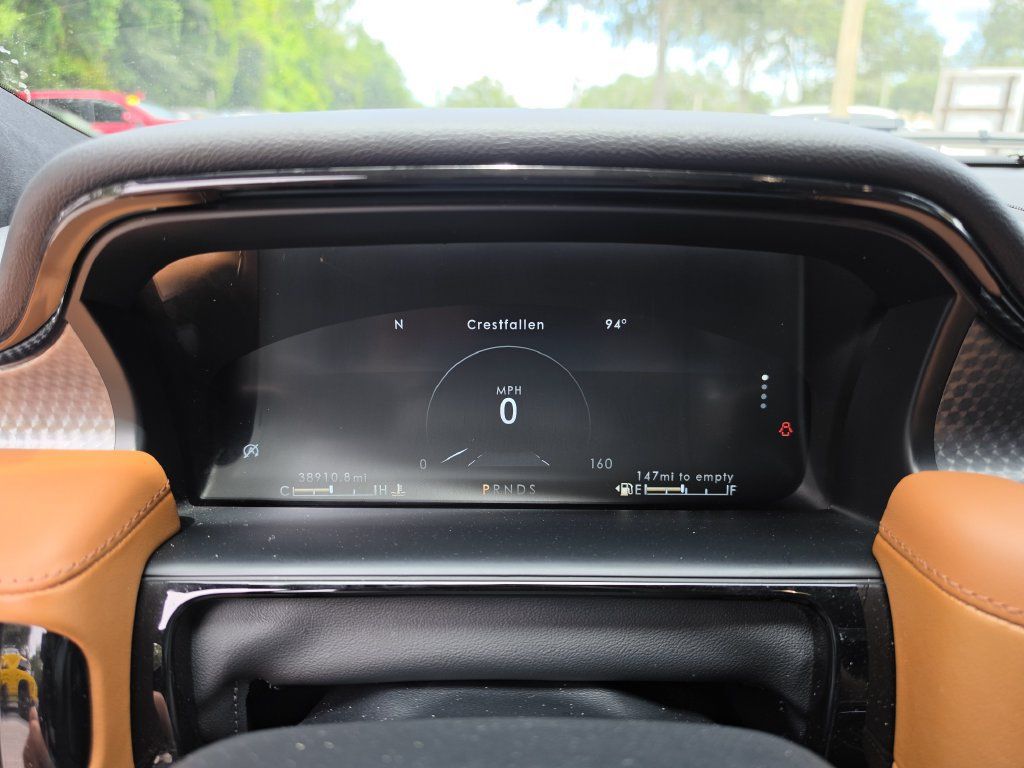 Used 2023 Lincoln Nautilus Black Label AWD/4WD image 31