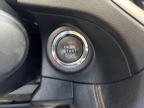 Used 2022 Subaru Crosstrek 2.0i Premium w/ Moonroof Package image 22