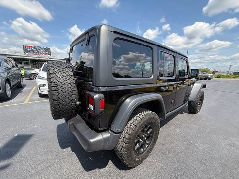 Used 2024 Jeep Wrangler Unlimited Sport AWD/4WD image 3