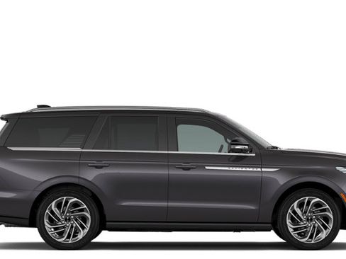 New 2026 Lincoln Navigator Reserve AWD/4WD image 5
