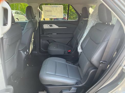 New 2026 Ford Explorer Active w/ Active Comfort Package RWD image 14