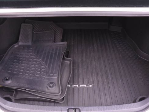 Used 2022 Toyota Camry LE image 14