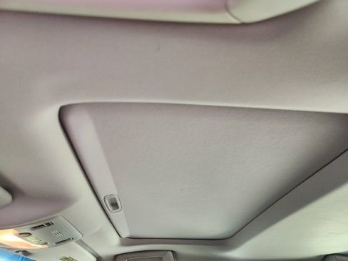Used 2013 Lexus ES 300h w/ Luxury Pkg FWD image 27