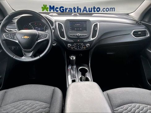 Used 2020 Chevrolet Equinox LT w/ Driver Convenience Package image 7