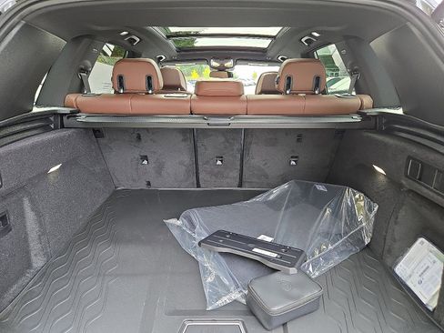 Used 2026 BMW X5 xDrive40i w/ Climate Comfort Package image 12