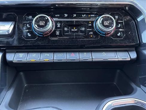 Used 2024 GMC Sierra 3500 Denali Ultimate image 32