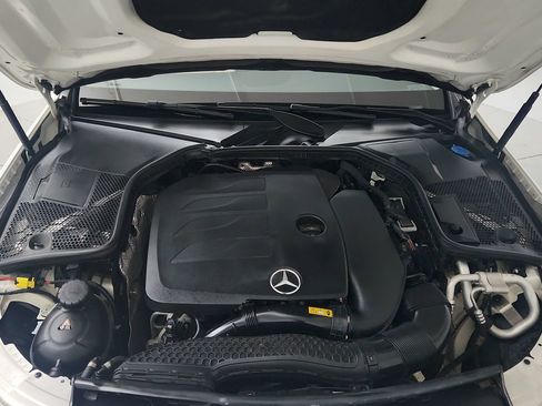Used 2019 Mercedes-Benz C 300 4MATIC Sedan image 32