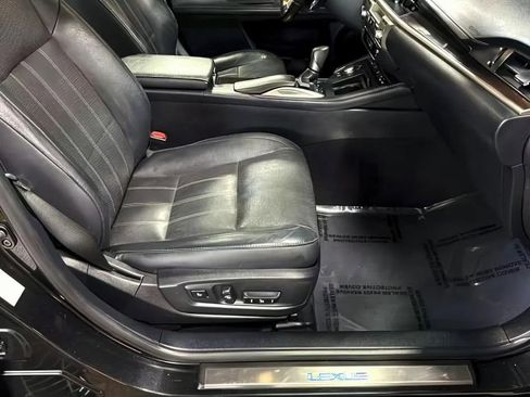 Used 2018 Lexus ES 300h image 13