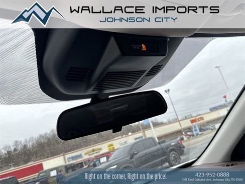 Used 2023 Nissan Rogue SV image 6