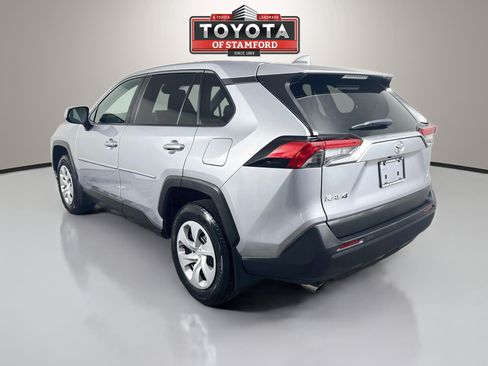 Used 2024 Toyota RAV4 LE AWD/4WD image 5