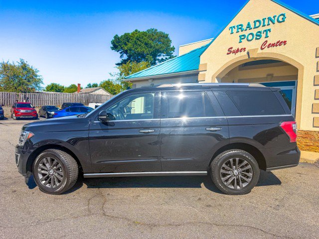 Used 2019 Ford Expedition Limited w/ Equipment Group 301A AWD/4WD image 29