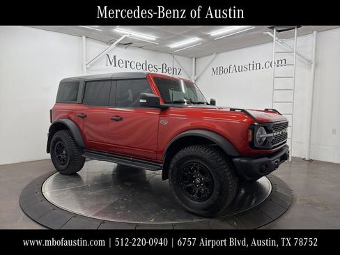 Used 2023 Ford Bronco Wildtrak image 1