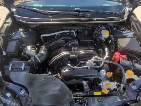 Used 2025 Subaru Outback Onyx Edition image 34