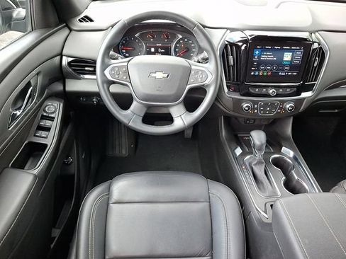 Certified 2023 Chevrolet Traverse LT w/ LT Premium Package AWD/4WD image 13