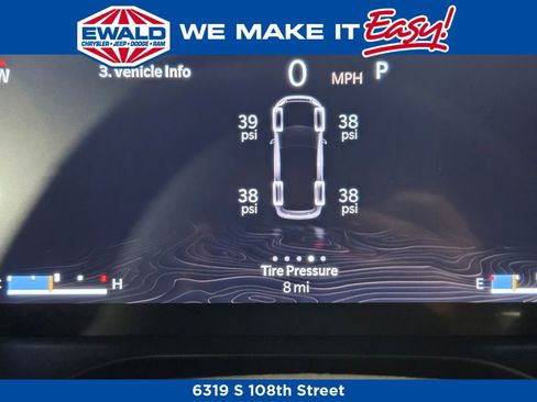 New 2025 Jeep Grand Cherokee L Limited w/ Black Appearance Package image 26