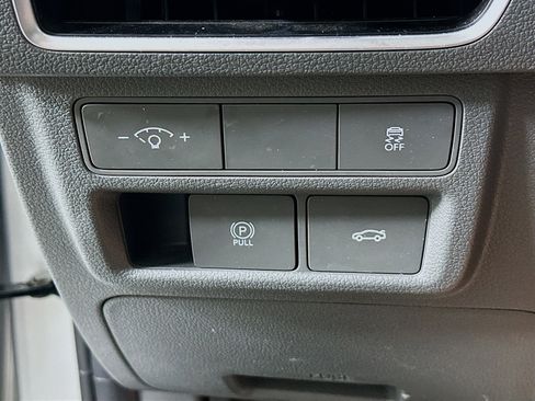 Used 2025 Hyundai Sonata SEL FWD image 17