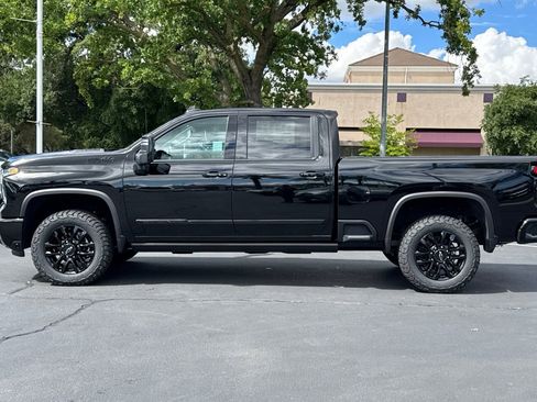 New 2026 Chevrolet Silverado 2500 High Country w/ Midnight Edition AWD/4WD image 6