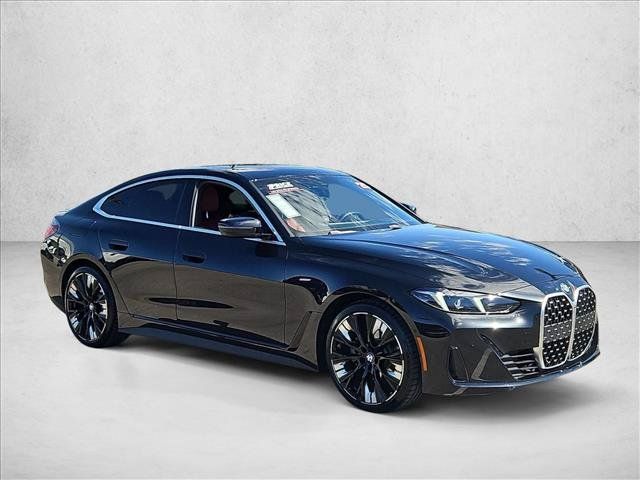Used 2025 BMW 430i w/ Premium Package RWD image 3