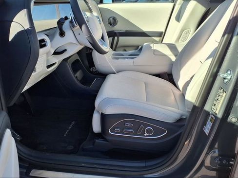 New 2026 Hyundai Palisade Calligraphy image 8