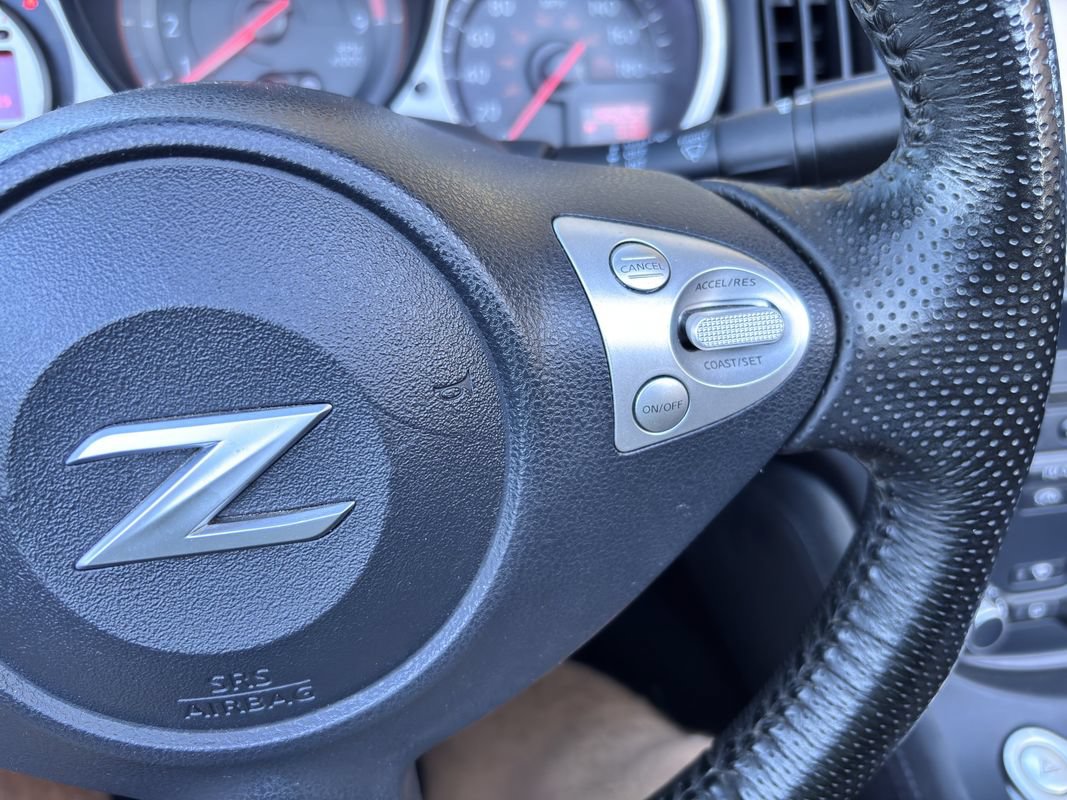 Used 2011 Nissan 370Z Touring w/ Sport Pkg RWD image 26