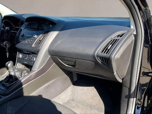 Used 2016 Ford Focus S image 16