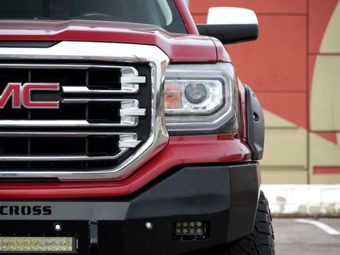 Used 2018 GMC Sierra 1500 SLT w/ Texas SLT Premium Package AWD/4WD image 7
